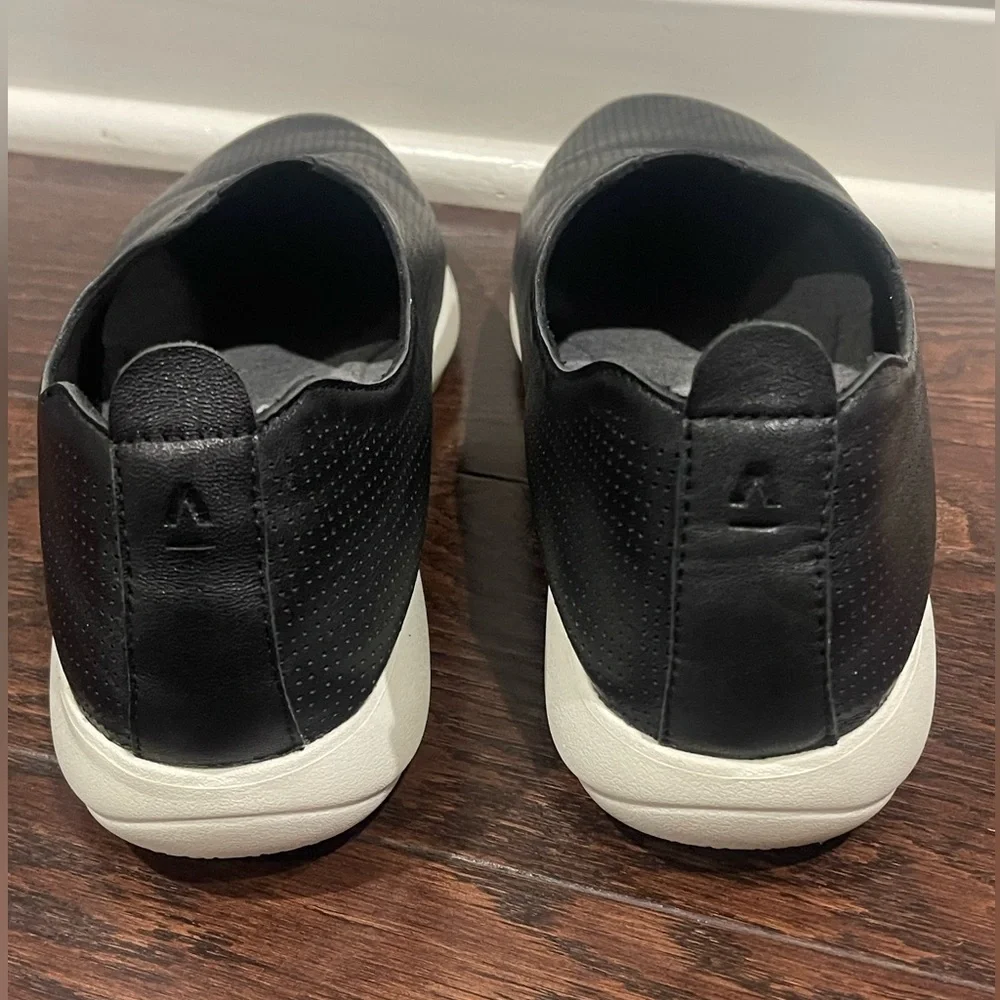 ABEO Women's VIRGE Orthotic Arch Support Leather Walking Shoe Black Size 10